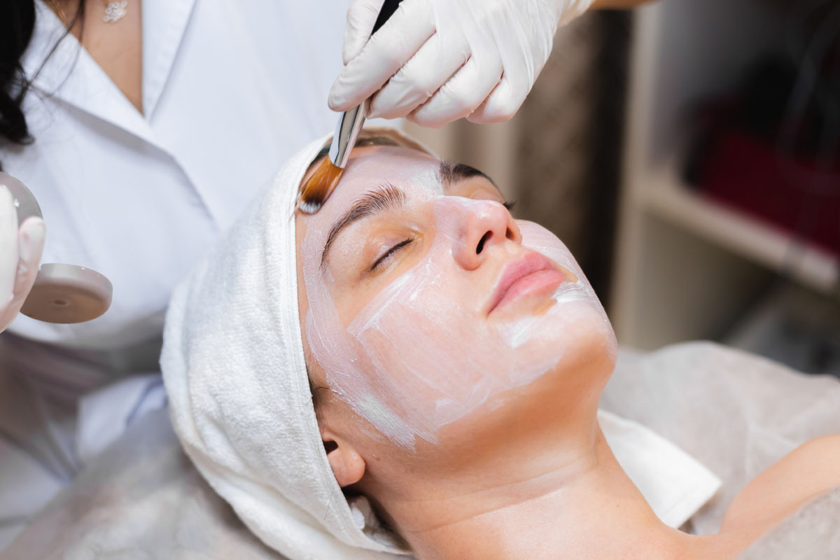 Medi Facial Treatment In Thane 